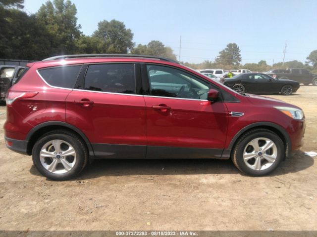 1FMCU0GX5FUB29613 Ford ESCAPE SE