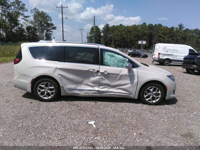 Chrysler Pacifica Limited 2017 2C4RC1GG7HR578444 Image 13