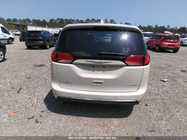 Chrysler Pacifica Limited 2017 2C4RC1GG7HR578444 Image 16