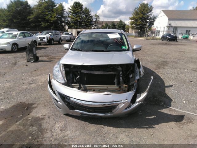 3N1CN7AP2FL955688 Nissan VERSA SV