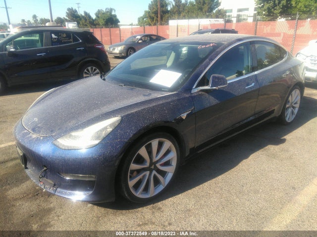 Tesla Model 3 Long Range 2018 5YJ3E1EB5JF083927 Image 2