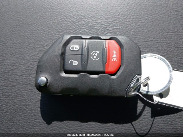 1C4JJXSJ1PW564506 Jeep Wrangler Rubicon 392