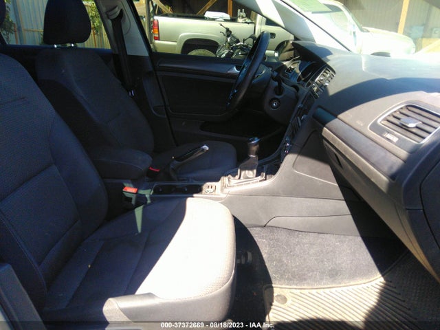 3VW217AU5JM757102 Volkswagen Golf Sportwagen S