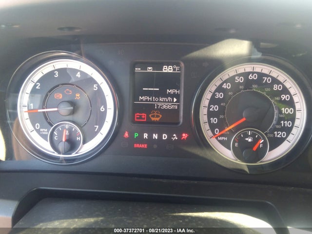 1C6RR7LG7NS236310 RAM 1500 Classic Slt