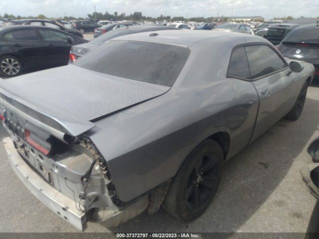 2C3CDZAG2JH237513 Dodge Challenger Sxt