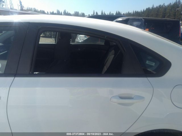 3KPF24AD4LE211355 KIA Forte Lxs