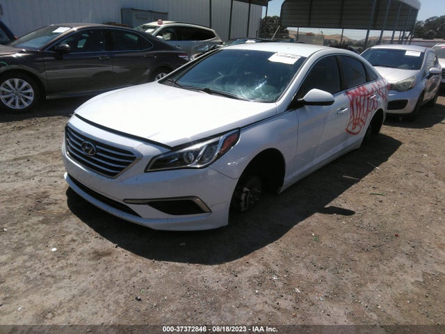2016 HYUNDAI SONATA 2.4L SE VIN: 5NPE24AF5GH337268