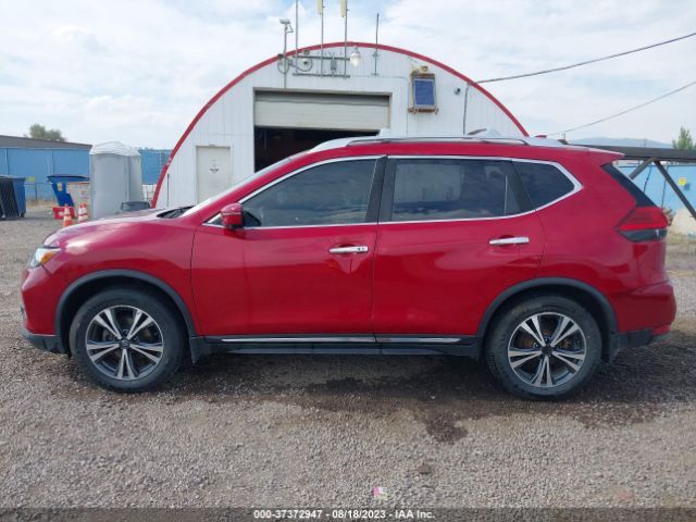 JN8AT2MV9HW265798 Nissan Rogue Sl