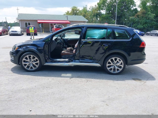 37373090 :رقم المزاد ، 3VWH17AU9HM506636 vin ، 2017 Volkswagen Golf Alltrack Sel مزاد بيع