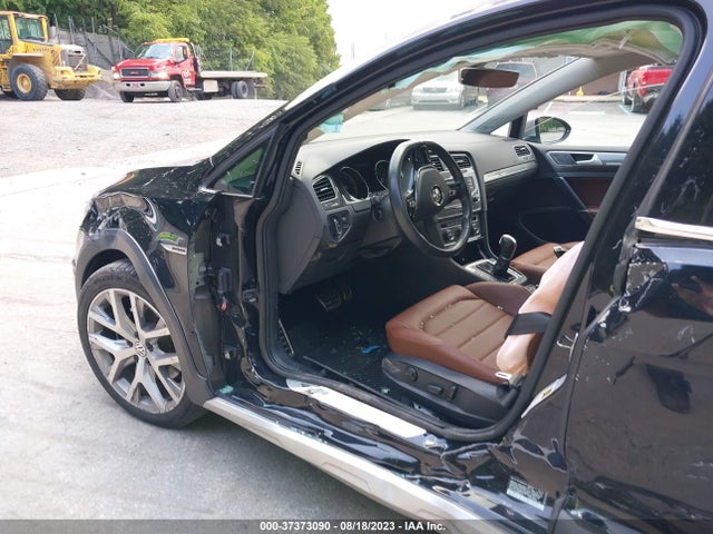 37373090 :رقم المزاد ، 3VWH17AU9HM506636 vin ، 2017 Volkswagen Golf Alltrack Sel مزاد بيع