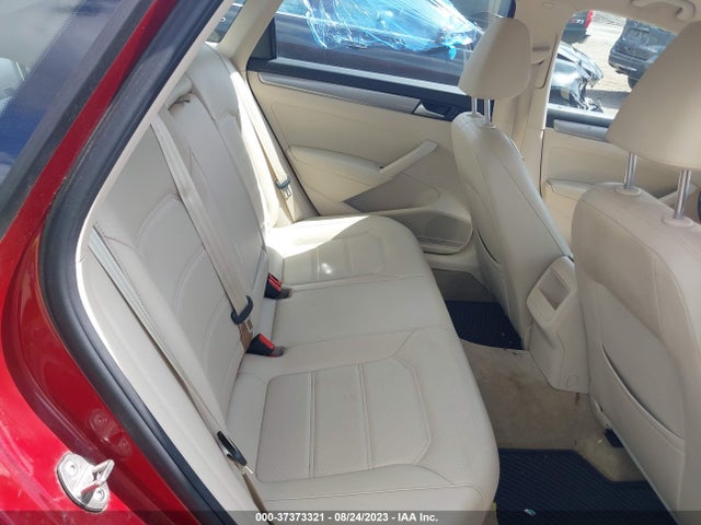 Volkswagen Passat 1.8t Limited Edition 2015 1VWAT7A30FC103470 Image 8