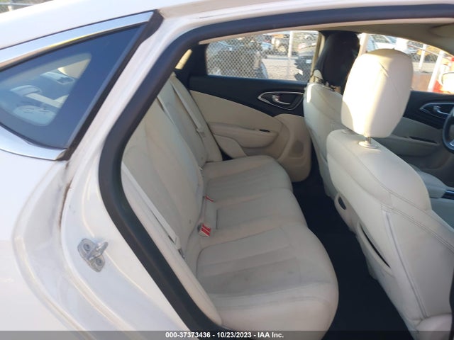 Chrysler 200 Limited 2015 1C3CCCAB2FN721992 Image 8