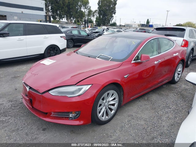Tesla Model S 60/75 2017 5YJSA1E17HF220052 Image 2