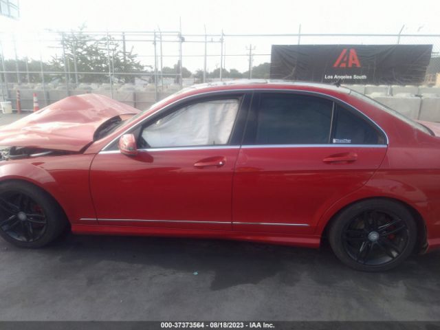 WDDGF4HB0EG252779 Mercedes-Benz C 250