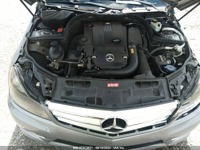 2012 MERCEDES-BENZ C-CLASS C 250 VIN: WDDGF4HB2CR219140