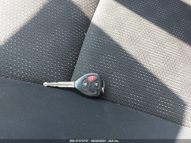 2009 PONTIAC VIBE W/1SA VIN: 5Y2SL67819Z439652