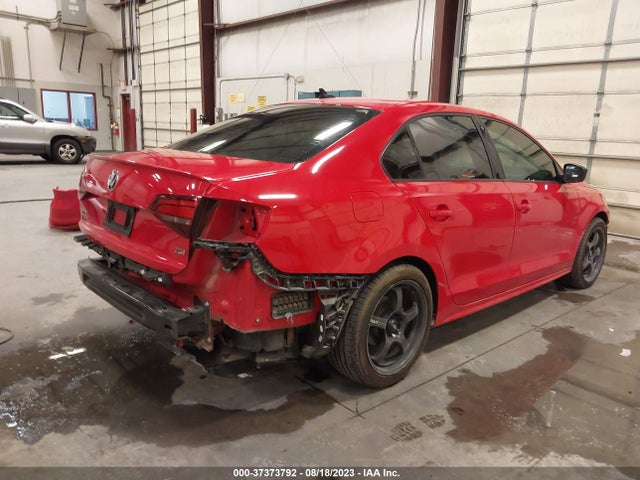 3VWD17AJ2GM256708 Volkswagen Jetta Sedan 1.8t Sport