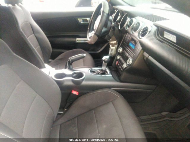 1FA6P8AM7F5376461 Ford Mustang V6