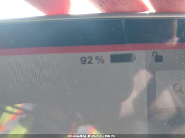 7SAYGDEF8NF490573 Tesla Model Y Performance