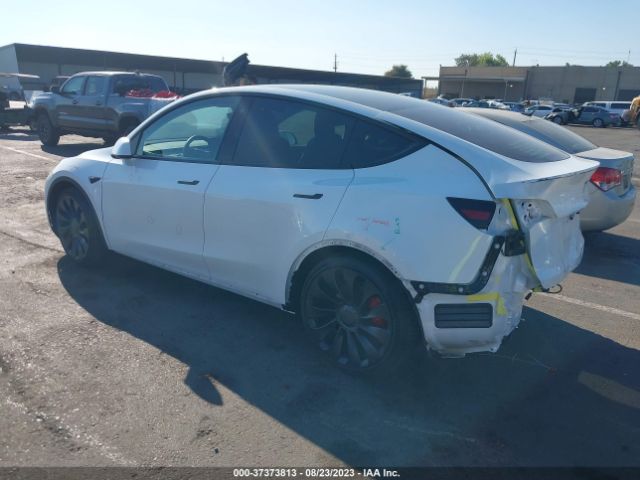 7SAYGDEF8NF490573 Tesla Model Y Performance
