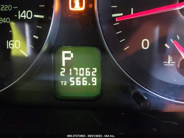 2008 VOLVO S40 2.4L VIN: YV1MS382X82395186