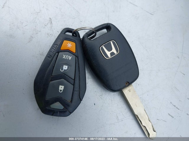 2005 HONDA ACCORD SDN EX-L V6 VIN: 1HGCM66575A065180