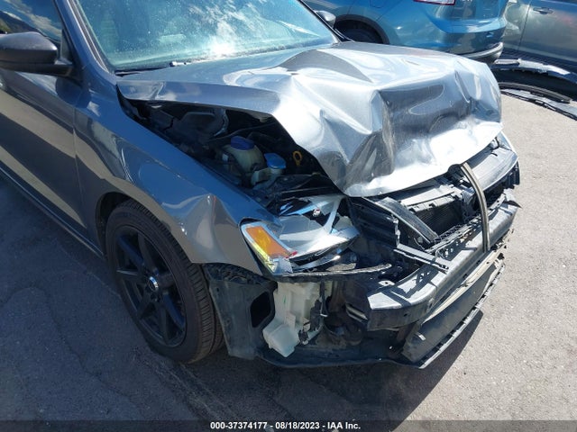 3VWD17AJ2GM244803 Volkswagen Jetta Sedan 1.8t Sport