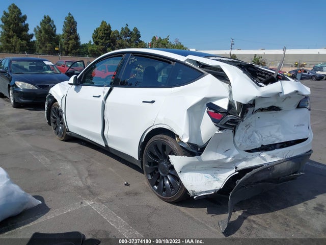7SAYGDEF0NF523923 Tesla Model Y Performance