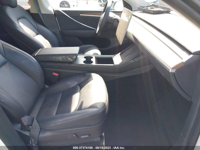 7SAYGDEF0NF523923 Tesla Model Y Performance