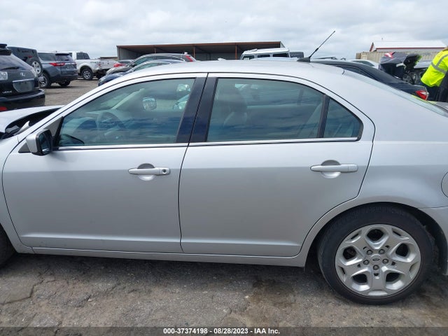 2010 FORD FUSION SE VIN: 3FAHP0HA2AR301257
