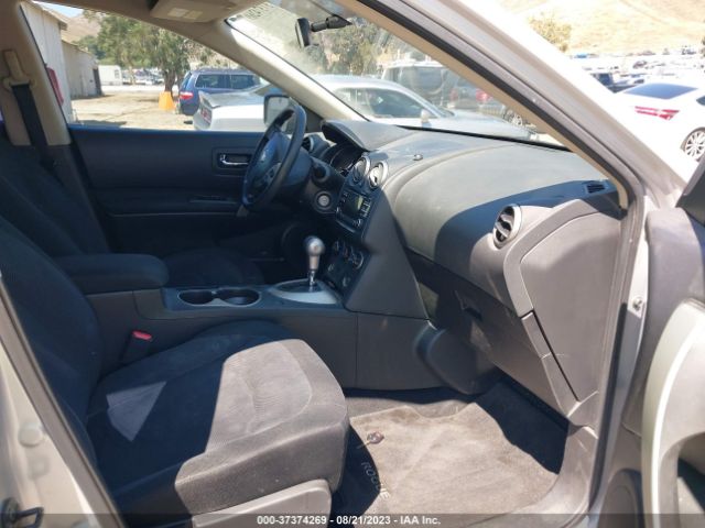 JN8AS5MT0FW668987 Nissan Rogue Select S
