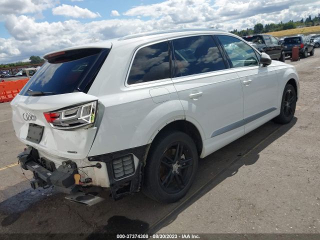 WA1LHAF71KD040285 Audi Q7 45 Premium/45 Se Premium