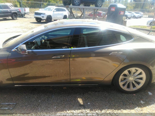 Tesla Model S 85d/70d/90d/p90d 2015 5YJSA1E22FF118907 Image 5