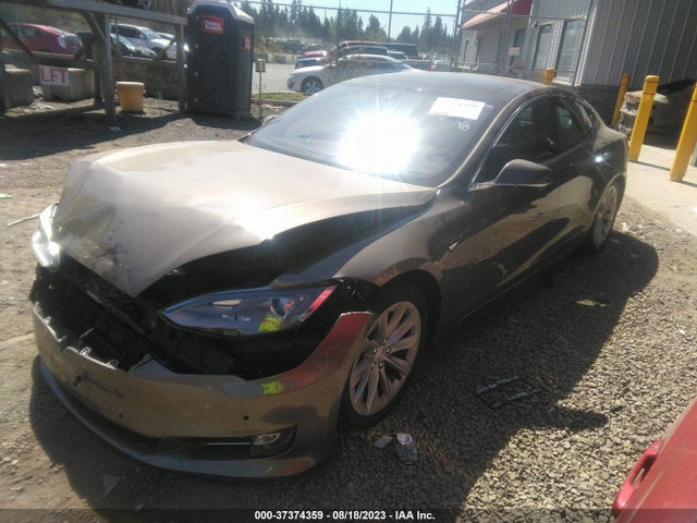 Tesla Model S 85d/70d/90d/p90d 2015 5YJSA1E22FF118907 Image 2