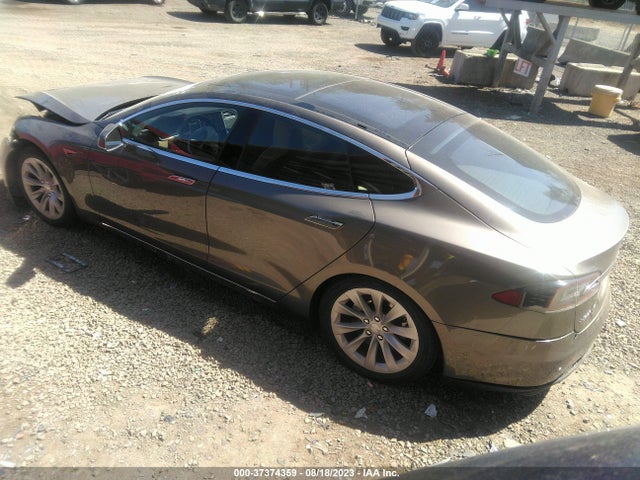 Tesla Model S 85d/70d/90d/p90d 2015 5YJSA1E22FF118907 Image 10