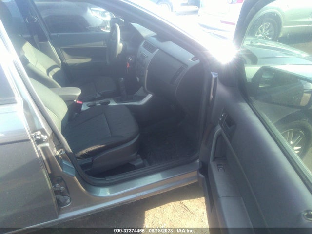 2010 FORD FOCUS SE VIN: 1FAHP3FN9AW278452