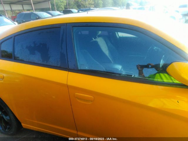 2C3CDXCT7EH303462 Dodge Charger Rt