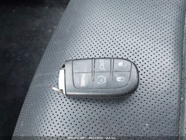 2C3CDXJG3FH884255 Dodge Charger Sxt