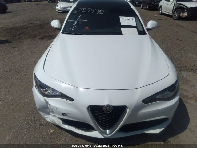 ZARFAEDN3H7560632 Alfa Romeo Giulia Awd