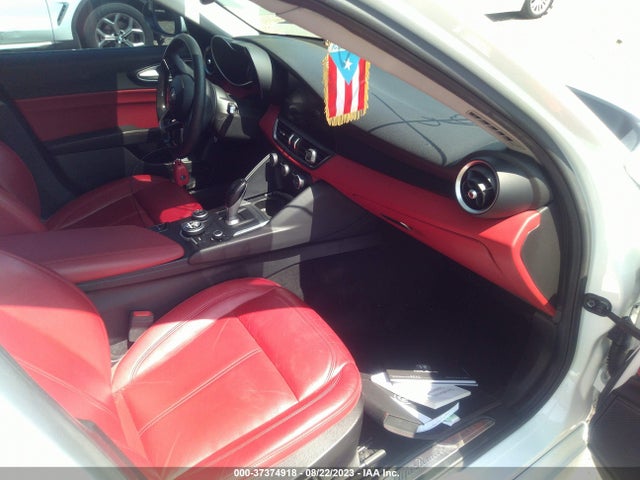 ZARFAEDN3H7560632 Alfa Romeo Giulia Awd