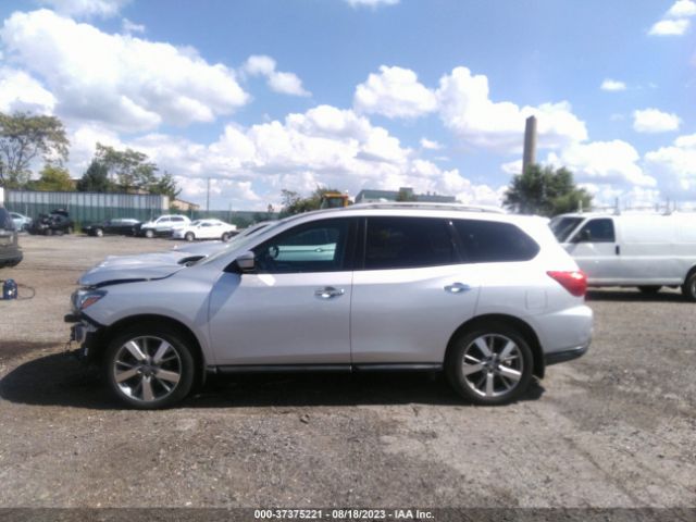5N1DR2MM6HC696661 Nissan Pathfinder Sv
