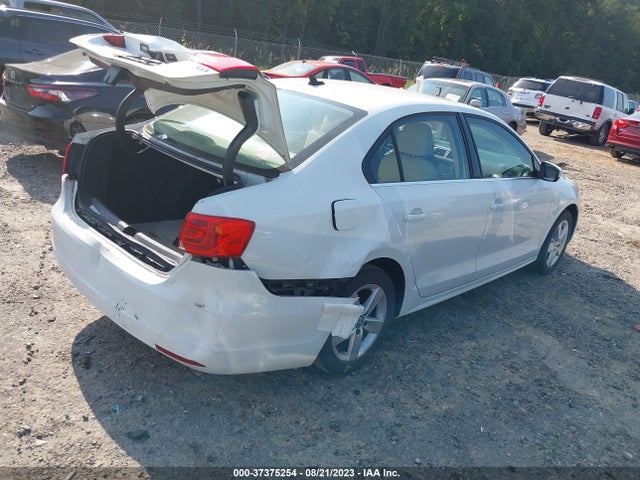 3VWLL7AJ7EM431893 Volkswagen Jetta Sedan Tdi W/premium