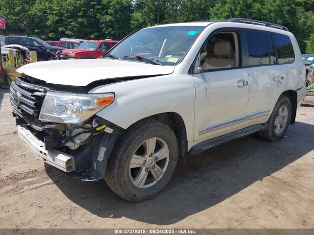 2014 Toyota Land Cruiser, VIN: JTMHY7AJ1E4023847