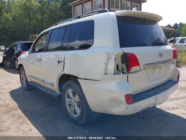 2014 Toyota Land Cruiser, VIN: JTMHY7AJ1E4023847