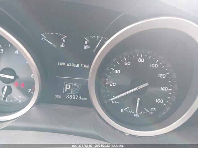 2014 Toyota Land Cruiser, VIN: JTMHY7AJ1E4023847