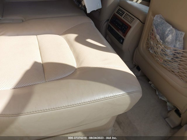 2014 Toyota Land Cruiser, VIN: JTMHY7AJ1E4023847