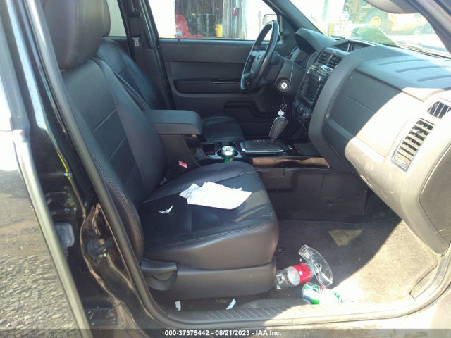 2011 FORD ESCAPE LIMITED VIN: 1FMCU0E74BKB27568