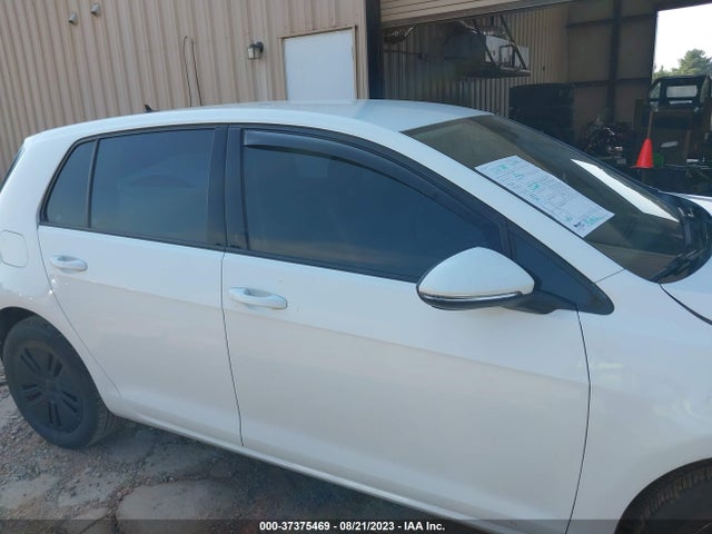 2016 Volkswagen Golf, VIN: WVWPP7AUXGW916891