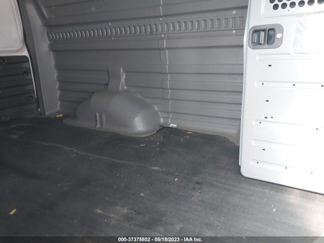 Chevrolet EXPRESS CARGO VAN 2016 1GCWGAFF0G1323363 Image 8