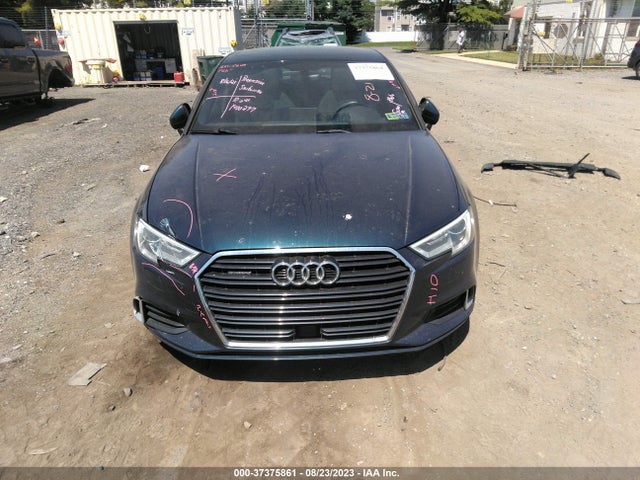 WAUB8GFF4J1060815 Audi A3 Sedan Premium/tech Premium